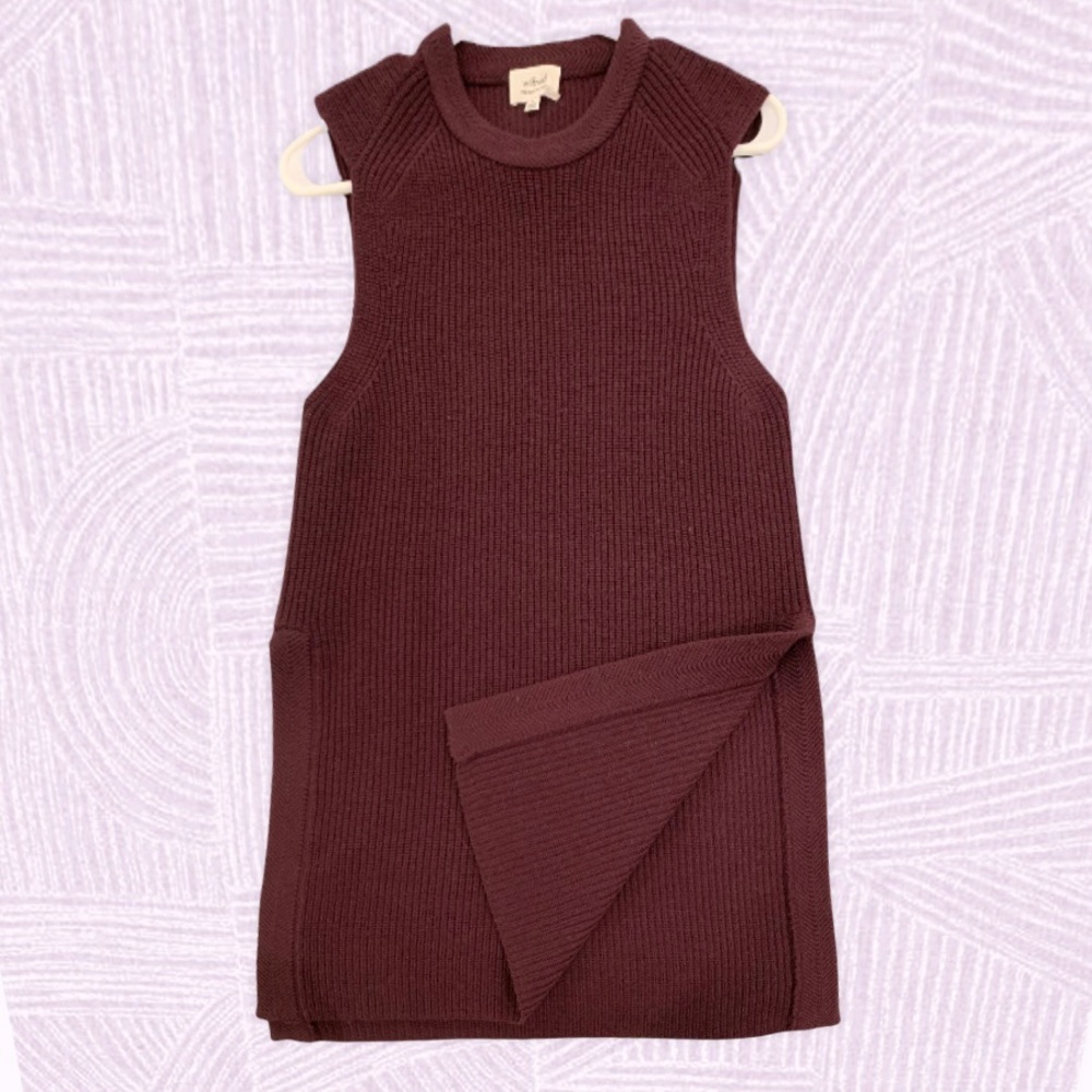 Aritzia Wilfred Palmier Maroon Knit Tunic - size small, perfect condition